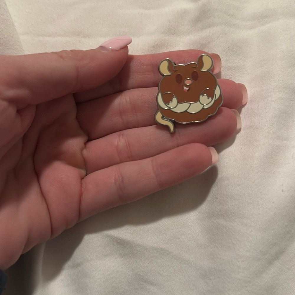 Disney parks munchling series 2 Emile French vanilla creme puff